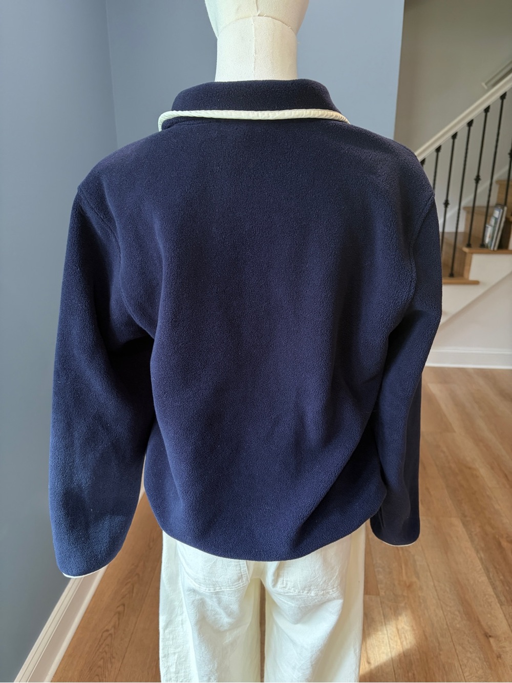 Sporty & Rich Navy Fleece Snap Pullover Jacket Size L Cream Trim - Picture 7 of 9